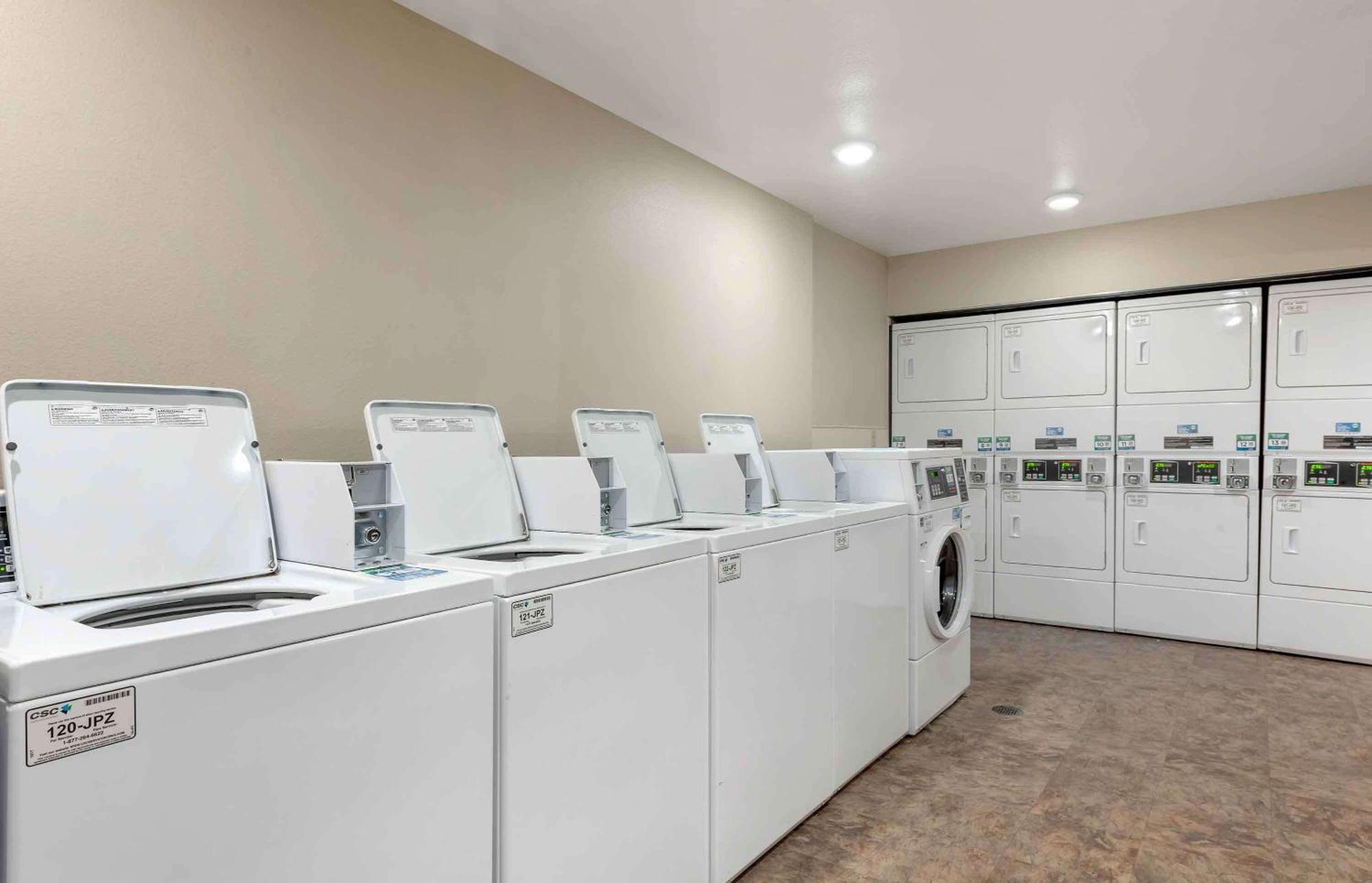 Extended Stay America Select Suites - קולורדו ספרינגס מראה חיצוני תמונה