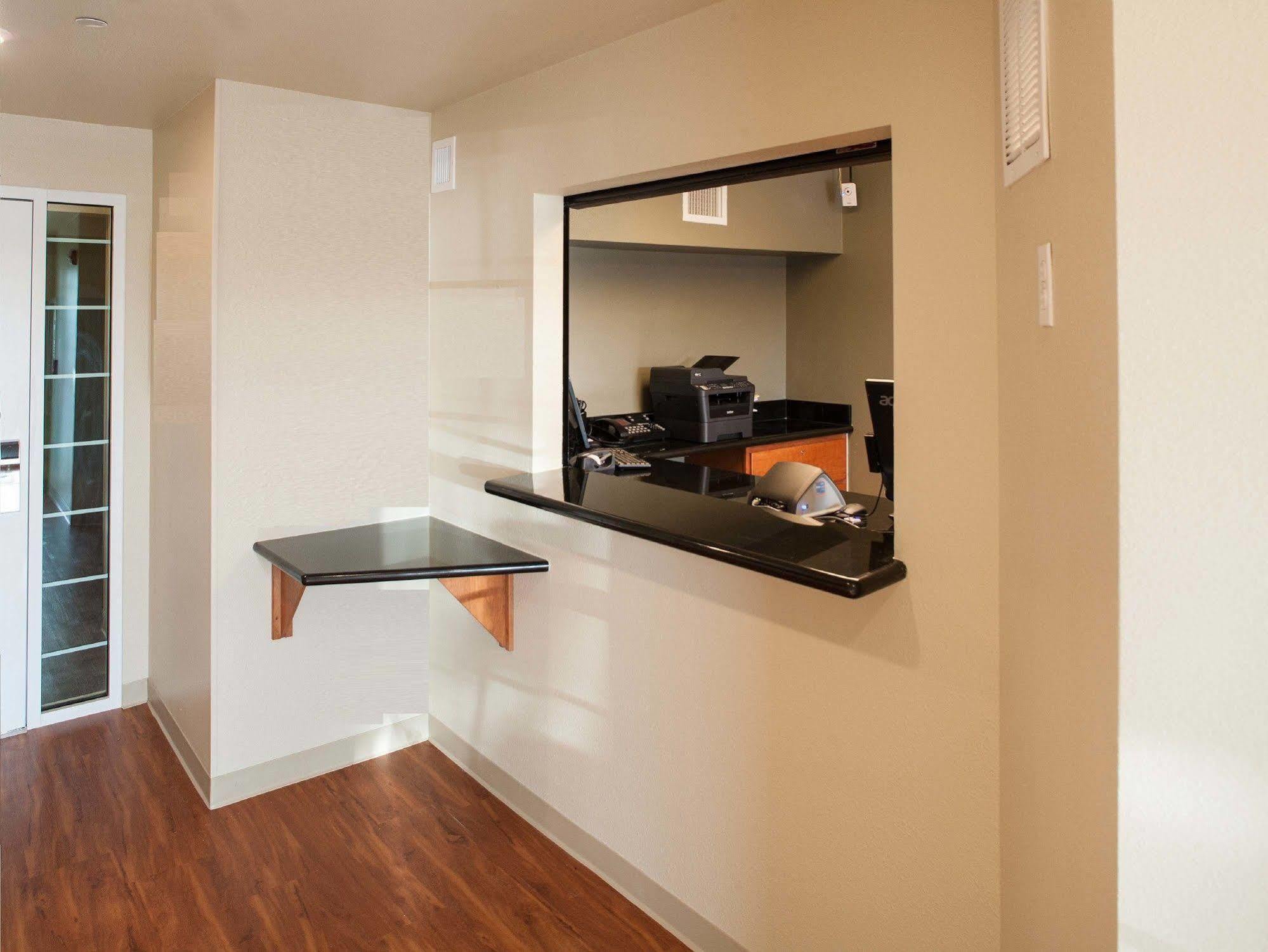 Extended Stay America Select Suites - קולורדו ספרינגס מראה חיצוני תמונה