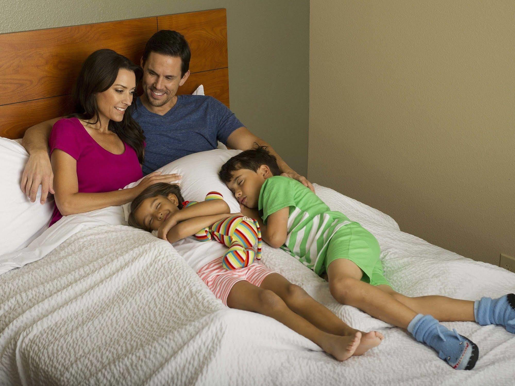 Extended Stay America Select Suites - קולורדו ספרינגס מראה חיצוני תמונה